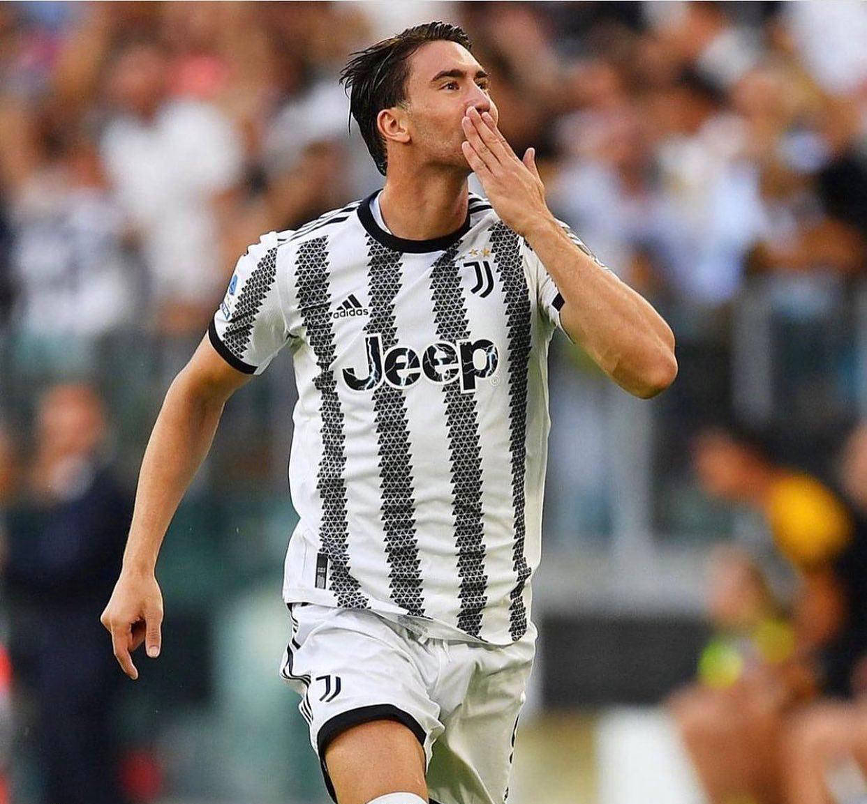 包含今夜尤文图斯备战西甲，临场应变细节曝光，态度坚定，年轻球员得到机会的词条-英雄联盟